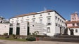 Imagem de Assembleia da Madeira iluminada de azul esta noite