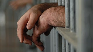 PJ detém 3 suspeitos por introdução de droga na prisão