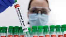 Imagem de Comissão Europeia adquire quase 110 mil doses de vacinas de 3.ª geração