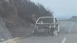 Carro carbonizado no Pico do Areeiro (vídeo)