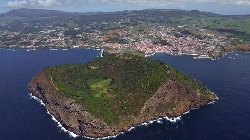 Dois sismos com magnitude 2,4 e 1,9 sentidos na ilha Terceira