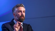 Imagem de Ministro diz que TAP não é tema polémico e defende aposta semelhante à da ferrovia