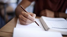 Imagem de Funchal reforça apoio a estudantes do ensino superior (Áudio)