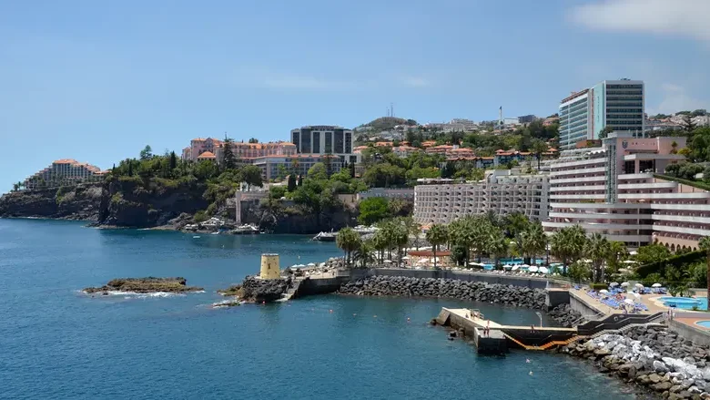 Dormidas no alojamento turístico na Madeira foram superiores a 923 mil em abril