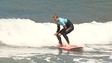 Escolas de surf aplaudem regras (vídeo)