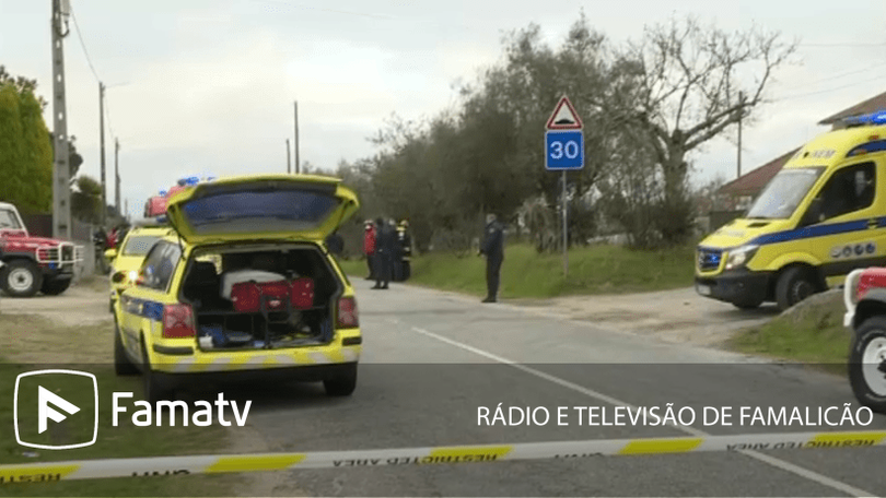 Quatro bombeiros e um militar da GNR feridos