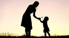 Imagem de Covid-19: Permitidas saídas para ajudar vítimas de violência doméstica e crianças em risco