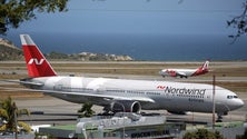 Imagem de Avião russo sem passageiros aterra em Caracas e gera fortes rumores