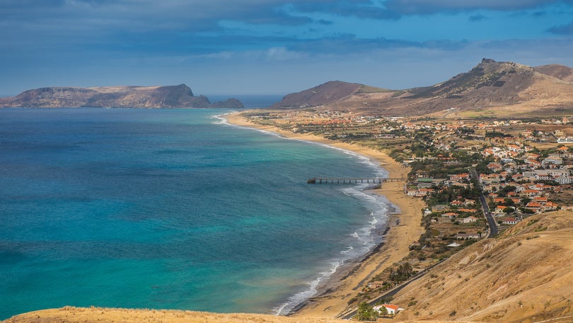 Imagem de Covid-19: Porto Santo inicia operações de desinfeção das ruas e espaços públicos