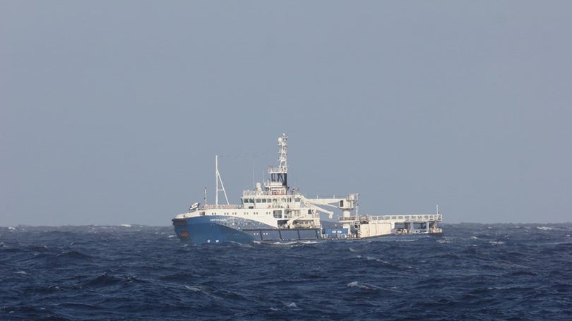 Marinha acompanhou a passagem de dois navios russos