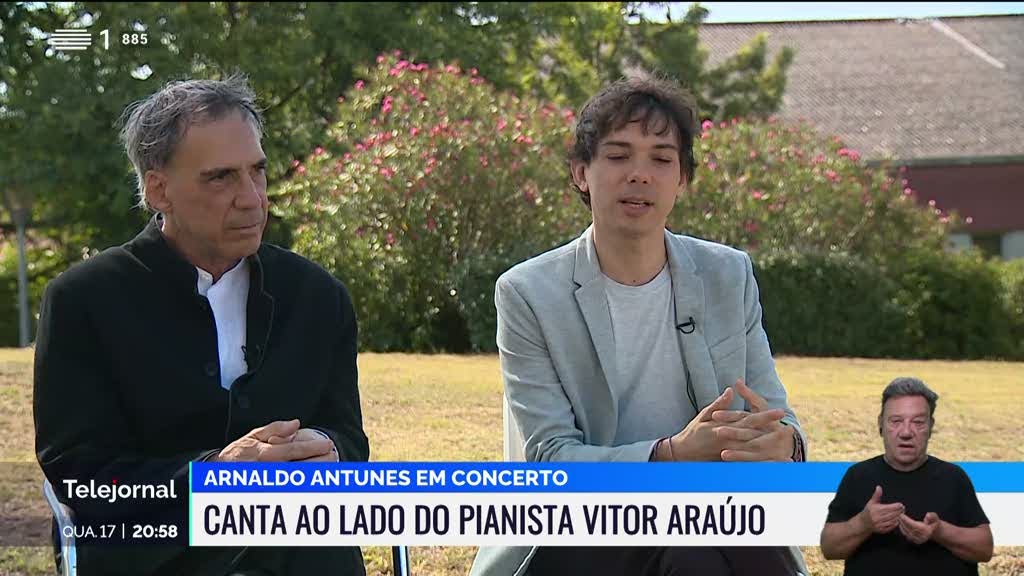 Arnaldo Antunes e Vítor Araújo apresentam-se no Capitólio