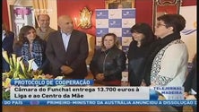 Imagem de Câmara do Funchal entrega 13.700 euros à Liga e ao Centro da Mãe (Vídeo)