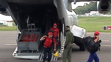 Imagem de Furacão Lorenzo: Reforço de bombeiros para a ilha das Flores [Vídeo]