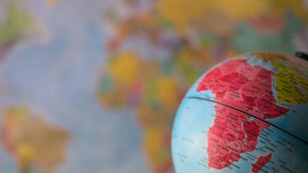 Imagem de Covid-19: África deve adquirir vacinas enquanto continente – África CDC