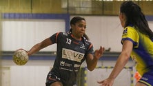 Imagem de Andebol feminino: Madeira SAD e Alavarium empatam no Funchal