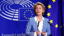 Imagem de Bruxelas aguarda luz verde para vacinar a partir dos 12 anos