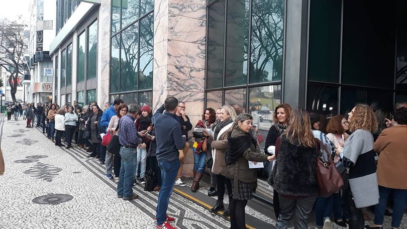 Imagem de Segundo charter começa hoje a ser vendido e já há fila na Loja do Cidadão