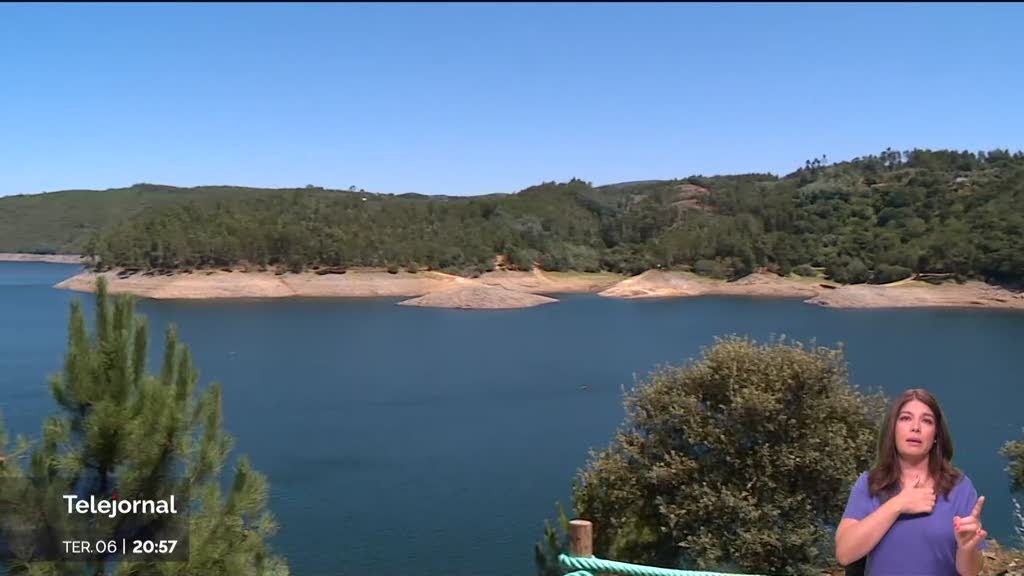 Barragem do Cabril. Parque fotovoltaico sobre água gera contestação