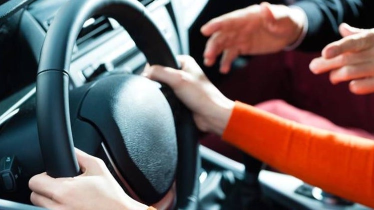 Imagem de Provas teóricas e práticas de condução suspensas