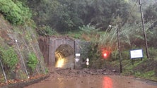 Imagem de Mau tempo: Derrocada junto ao túnel que liga o Arco de São Jorge e a Boaventura
