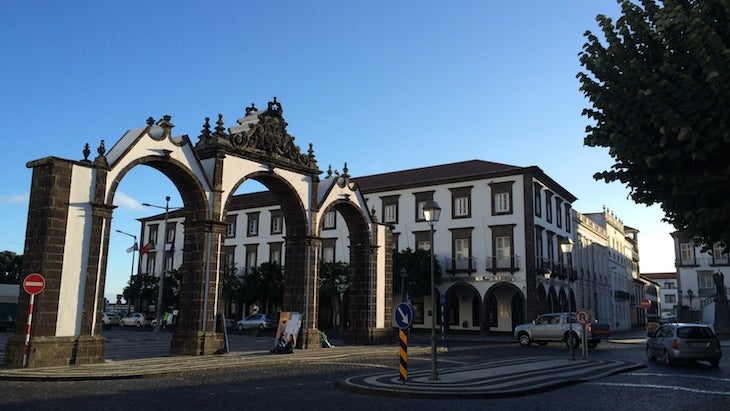 Covid-19: Açores com cinco novos casos nas últimas 24 horas