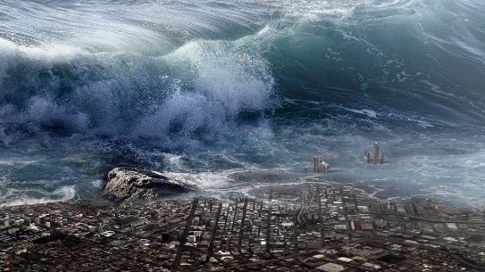 Tsunami destrutivo com ondas de altura ameaçadora para a vida