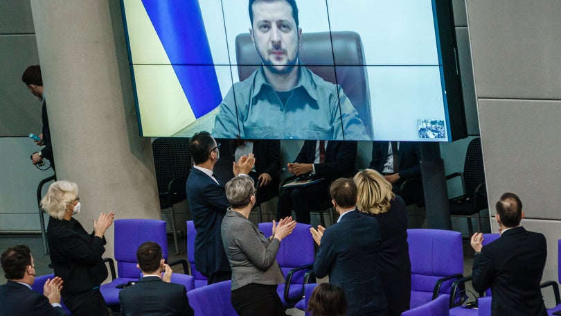 Políticos europeus pedem Nobel da Paz para Presidente e povo ucranianos