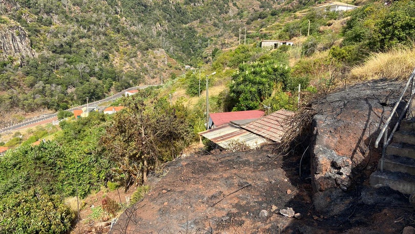 Curto-circuito terá estado na origem de um incêndio