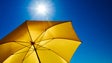 Madeira com risco muito elevado de exposição à radiação UV