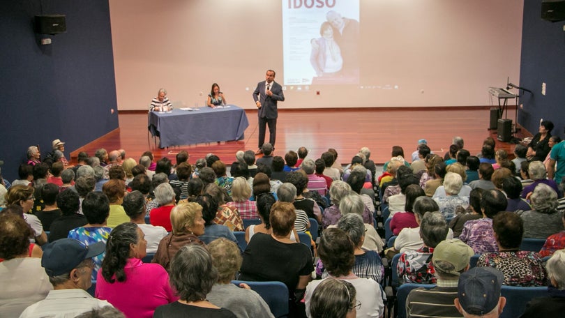 Imagem de Fado no Largo do Poço para comemorar Dia do Idoso