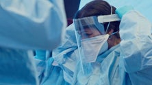 Imagem de Covid-19: Mais de 460 enfermeiros em isolamento sem teste