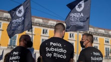 Imagem de Elementos da PSP e da GNR em protesto