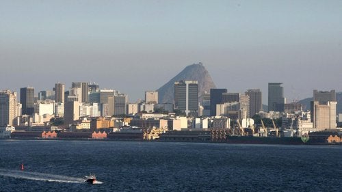 Imagem de Covid-19: Brasil estende por 30 dias restrições para entradas de estrangeiros