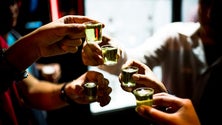 Imagem de Portugueses reduziram consumo de álcool