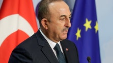Imagem de Cavusoglu vai dar início às negociações de Istambul