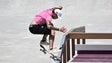 Imagem de Skateboarder limitado por lesão