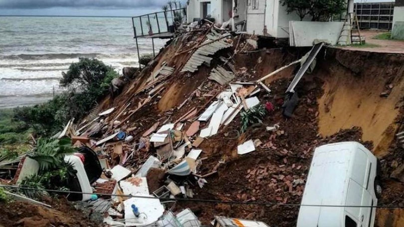 Imagem de Inundações repentinas mataram cinco pessoas