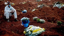 Imagem de Covid-19: Brasil com mais de metade dos 40 mil mortos na América latina