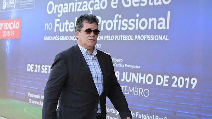 Nacional recusa adiar jogo com o Benfica