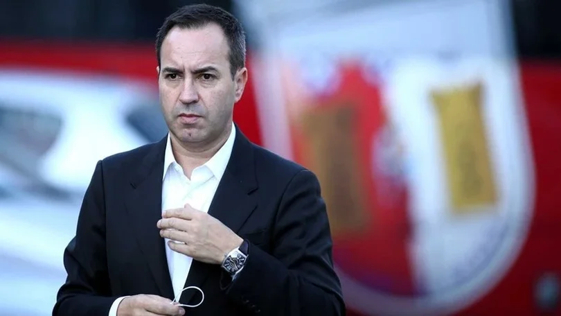 Presidente do SC Braga assume que assinou contrato sem ler