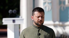 Imagem de Zelensky diz que «povo livre» assinala hoje os 32 anos de independência