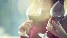 Imagem de Covid-19: Quase metade das pessoas passou a beber menos durante confinamento, diz estudo