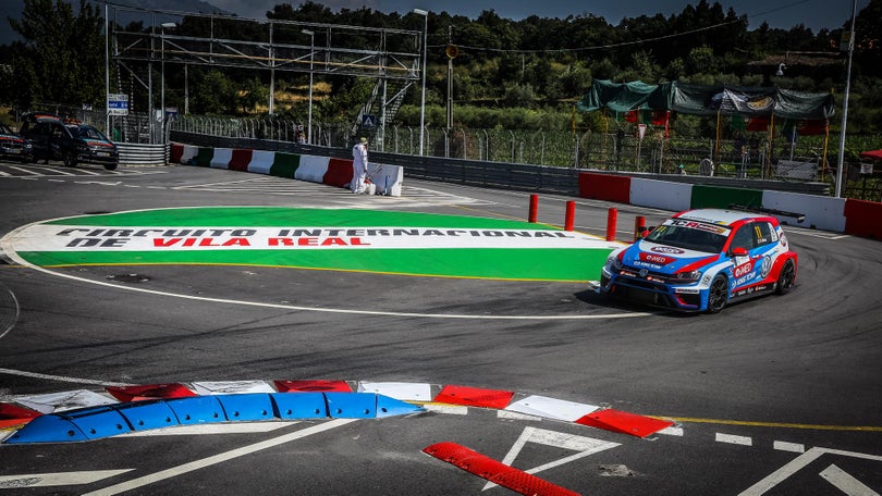 Imagem de Francisco Abreu com a Team Novadriver rubrica “pole position” para segunda corrida do CNVT em Vila Real