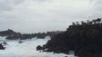 Capitania do Porto do Funchal prolongou avisos de forte ondulação e vento