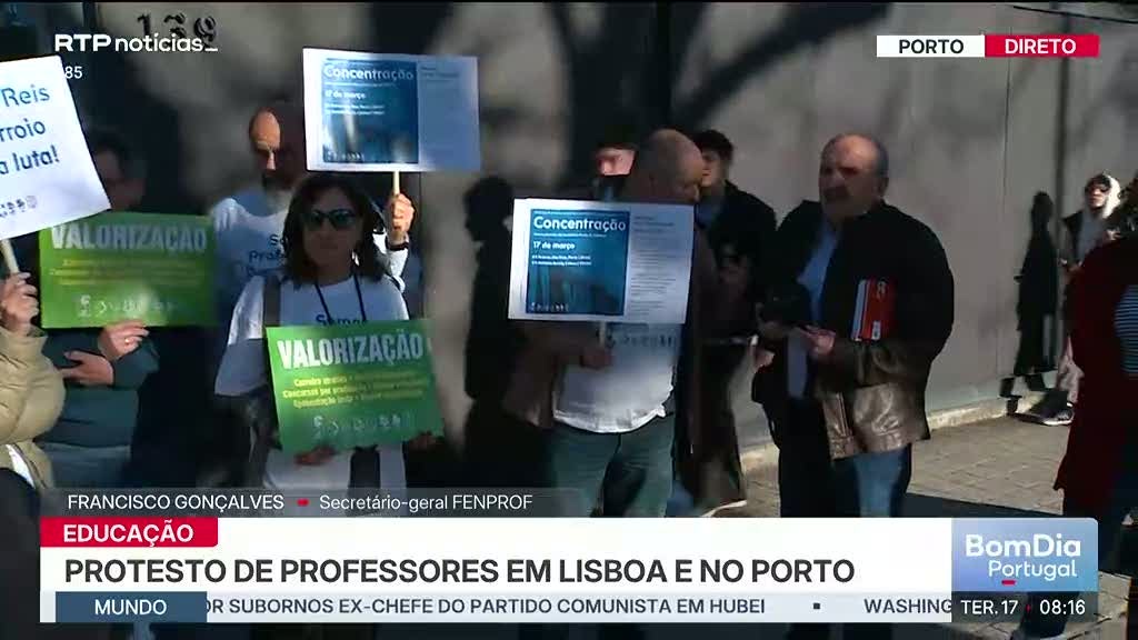 Imagem de Professores do ensino artístico especializado manifestam-se em Lisboa e  no Porto