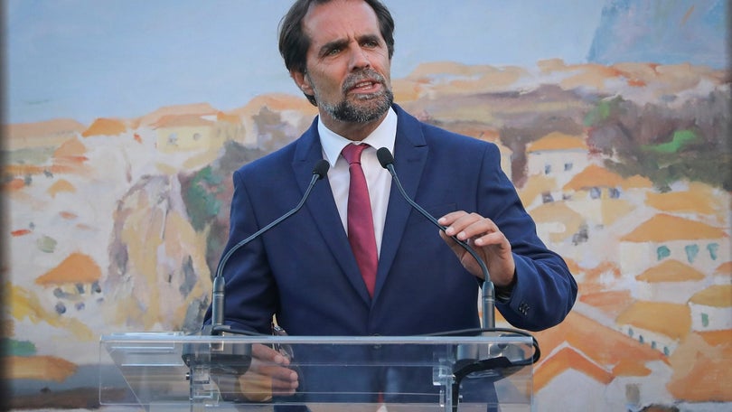 Imagem de A Madeira tem de continuar o caminho do investimento – Albuquerque