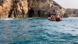 Retomadas as buscas por homem desaparecido após mergulho de uma arriba no Algarve