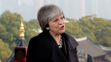 Imagem de May contra direitos iguais para europeus que cheguem após saída