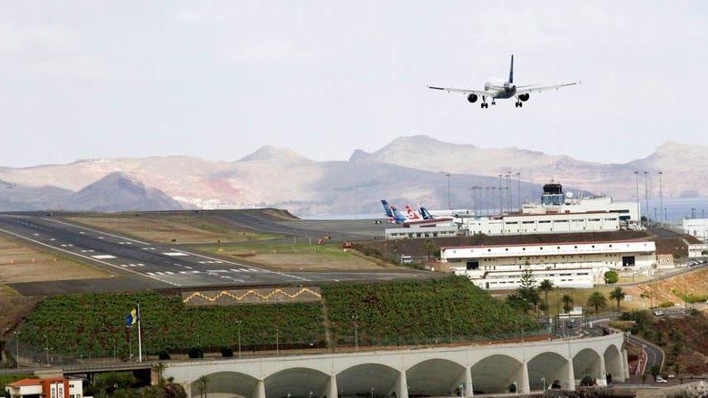 Madeira considera «sem cabimento» impedir passageiros de viajar para a região