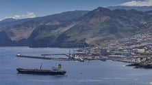 Imagem de Operação de atracagem do navio de carga Erika no Caniçal foi complexa